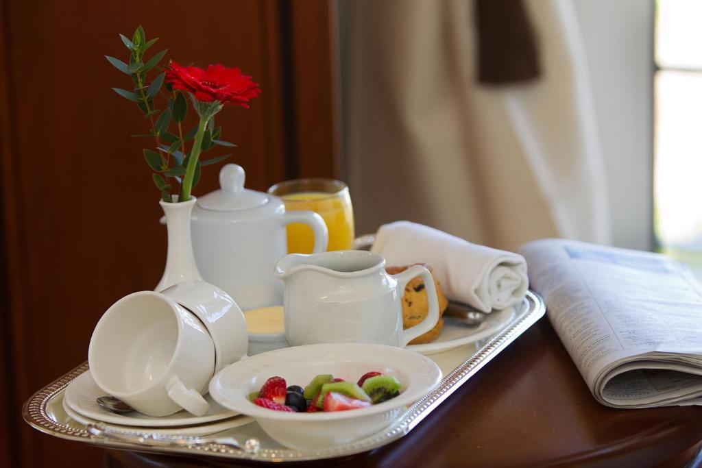 Robeen House Hotel Cill Airne Esterno foto