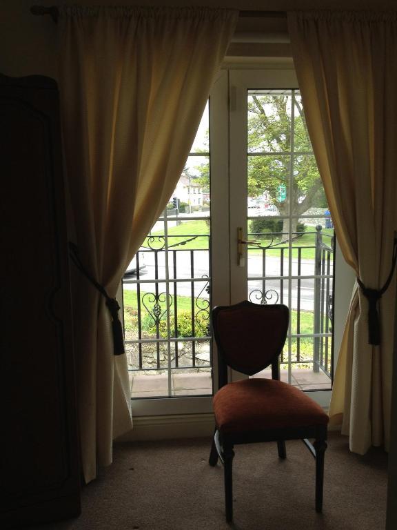 Robeen House Hotel Cill Airne Esterno foto
