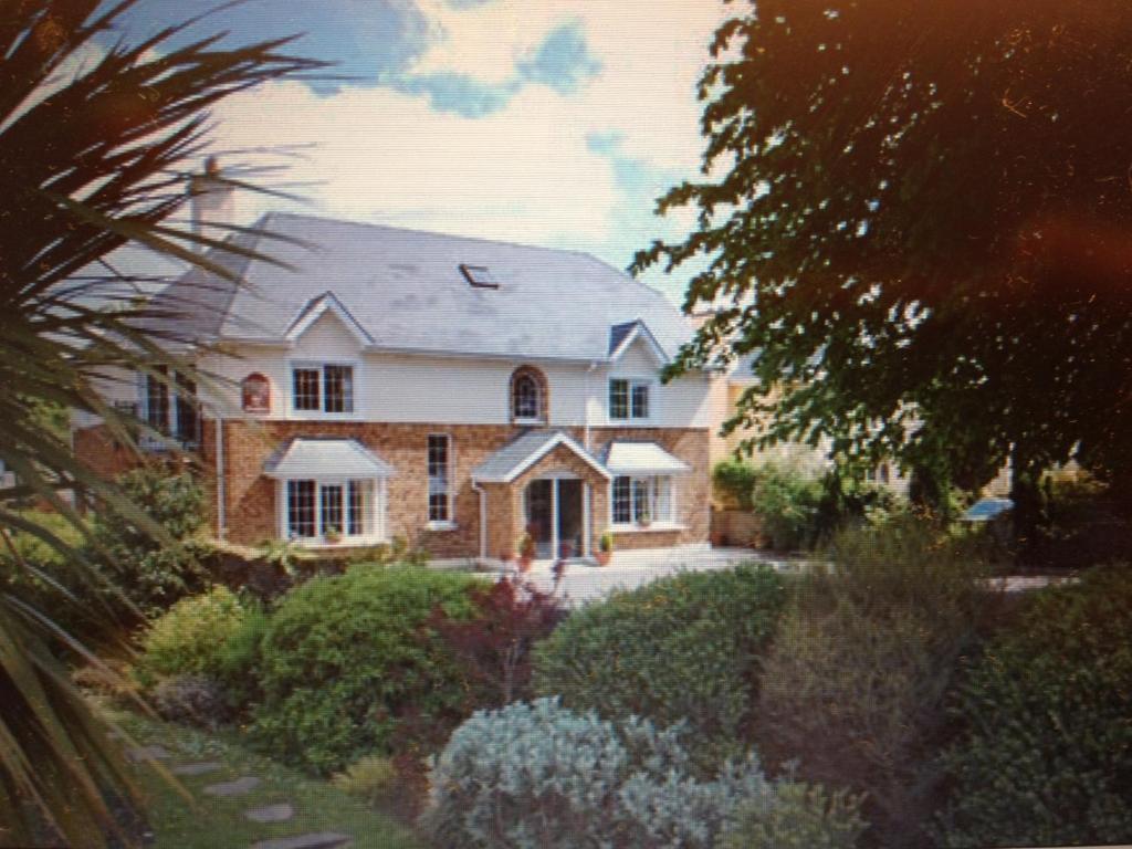 Robeen House Hotel Cill Airne Esterno foto