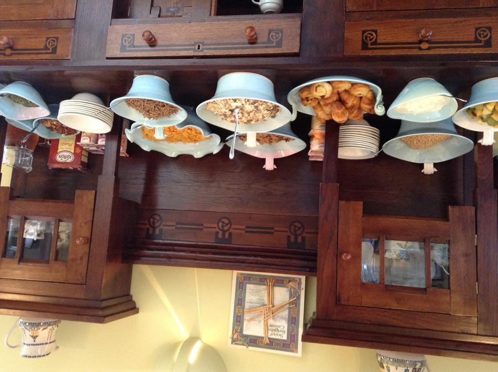 Robeen House Hotel Cill Airne Esterno foto